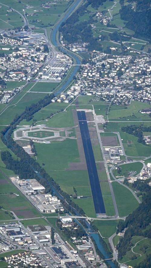 Sanierte Piste Flugplatz Mollis 2025